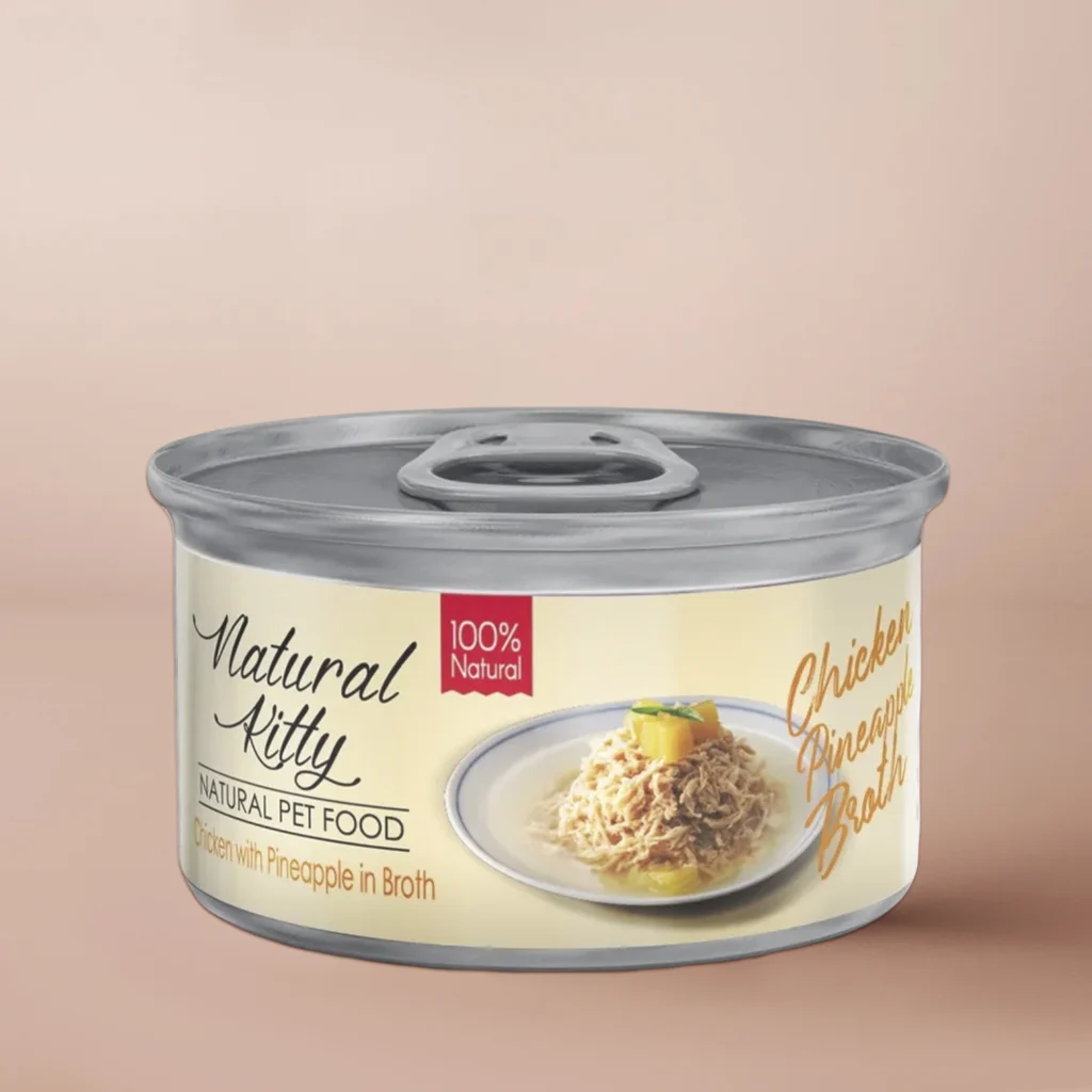 Mokra karma uzupełniająca dla kota Natural Kitty Kurczak z Ananasem w puszce 80g